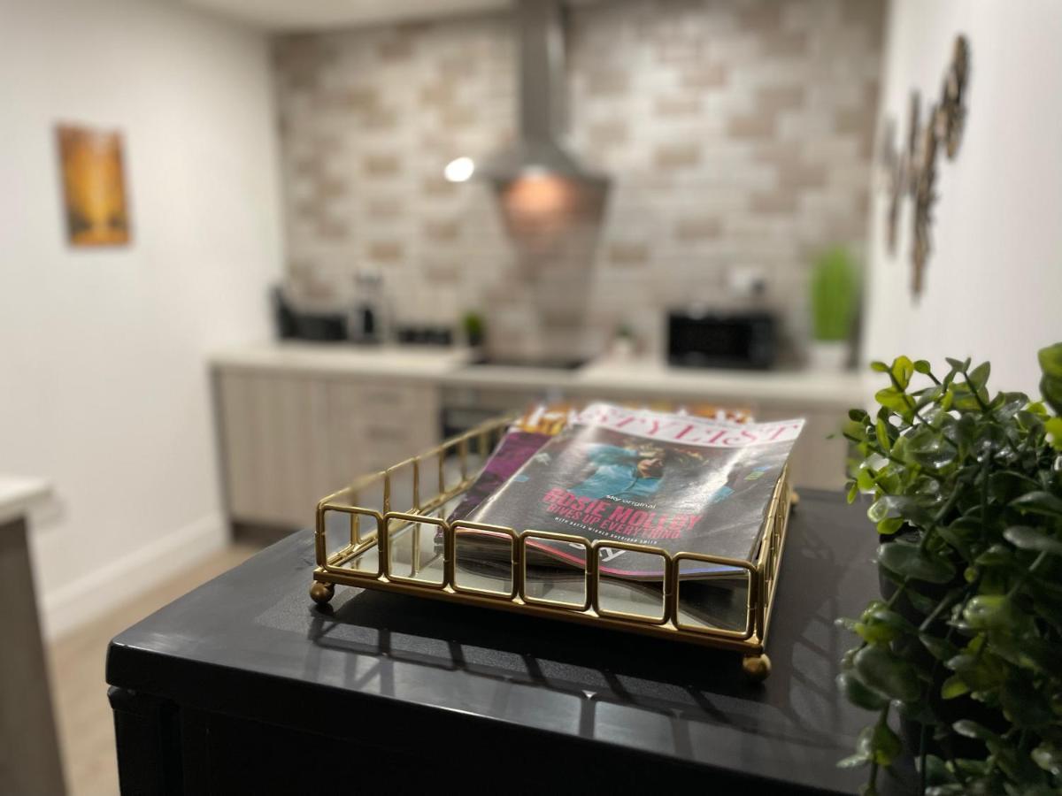 Luxurious 2 Bed Apartment In Heart Of Burnley With Private Parking المظهر الخارجي الصورة