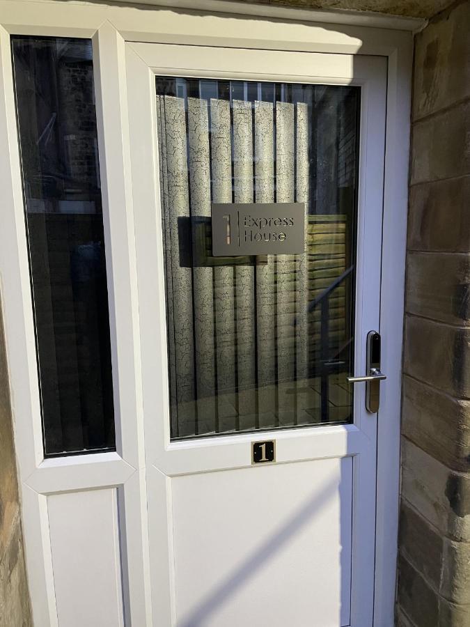 Luxurious 2 Bed Apartment In Heart Of Burnley With Private Parking المظهر الخارجي الصورة