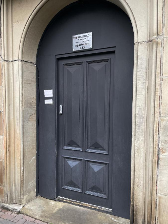 Luxurious 2 Bed Apartment In Heart Of Burnley With Private Parking المظهر الخارجي الصورة